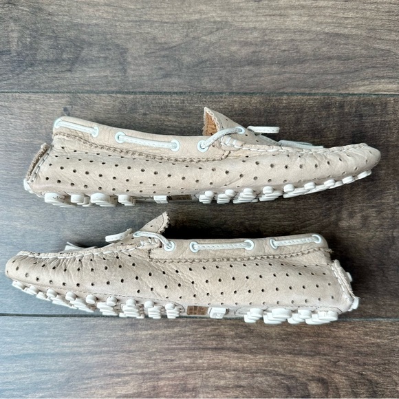 Coach Beige Nadia Moccasins - Leather Driving Shoes with Tassels - Size: 7.5 - Picture 3 of 13